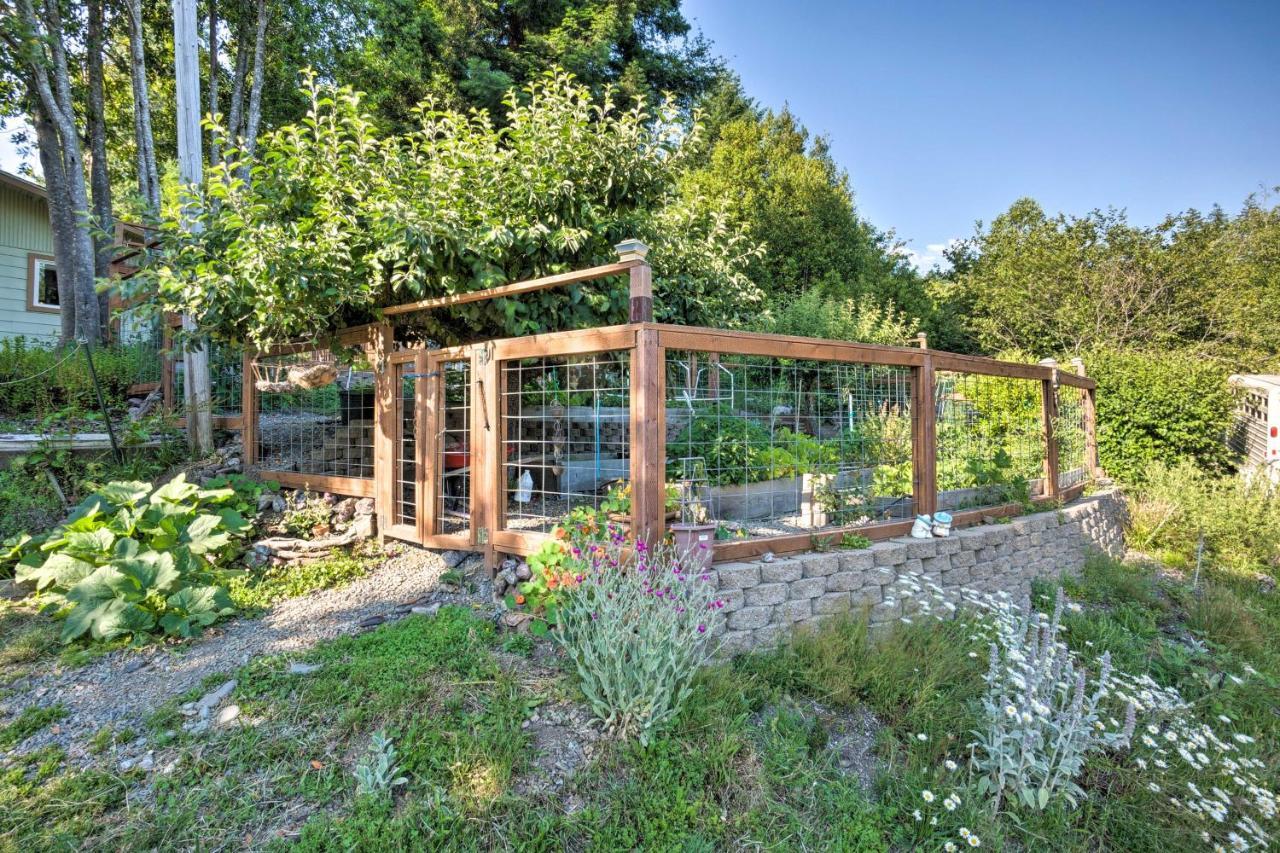 Quaint Riverside Reprieve With Kayaks And Floats! Brookings Exterior foto